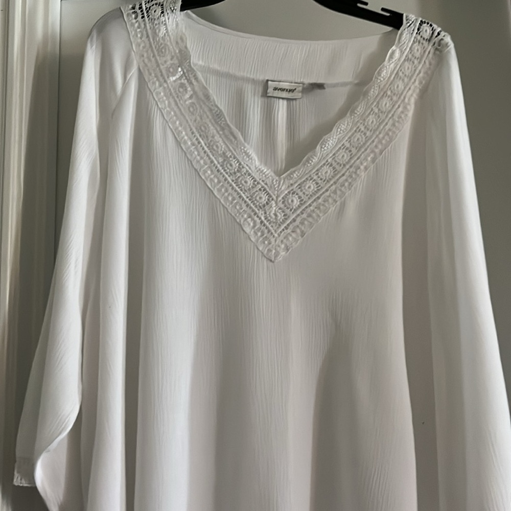 Avenue White blouse 22/24 - Picture 16 of 16